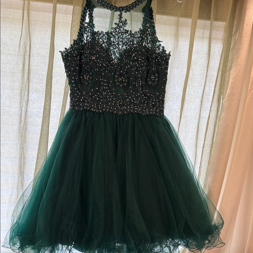 Dancing Queen Emerald Green Beaded Tulle Prom Dress